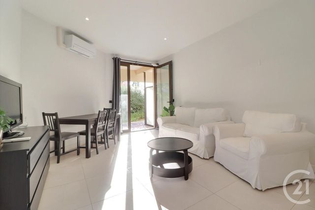 Appartement T3 &agrave; vendre - 3 pi&egrave;ces - 50 m2 - Frejus - 83 - PROVENCE-ALPES-COTE-D-AZUR