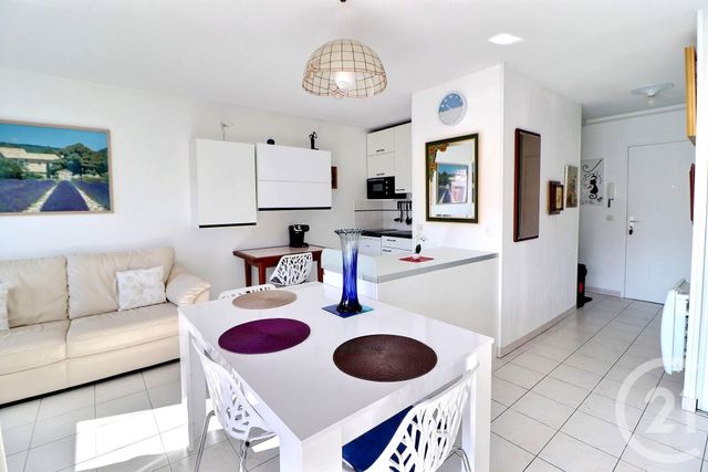 Appartement T2 &agrave; vendre - 2 pi&egrave;ces - 42,05 m2 - Frejus - 83 - PROVENCE-ALPES-COTE-D-AZUR