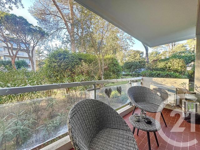 Appartement T3 à vendre - 3 pièces - 69,36 m2 - St Raphael - 83 - PROVENCE-ALPES-COTE-D-AZUR