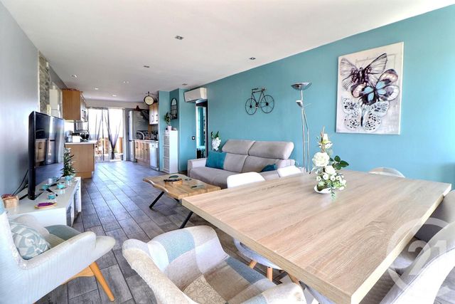 Appartement T3 à vendre - 3 pièces - 72 m2 - Frejus - 83 - PROVENCE-ALPES-COTE-D-AZUR