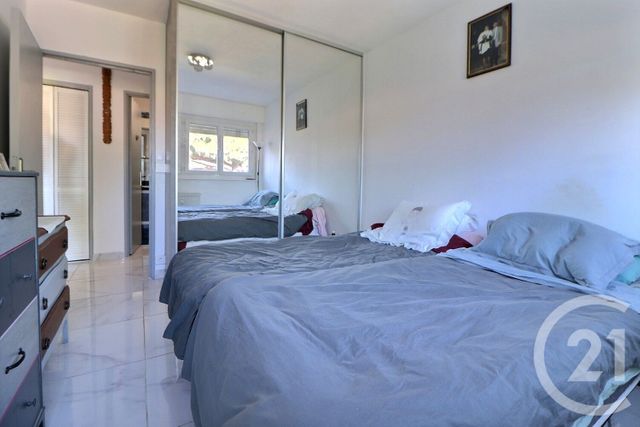 Appartement T3 à vendre - 3 pièces - 68,14 m2 - Frejus - 83 - PROVENCE-ALPES-COTE-D-AZUR