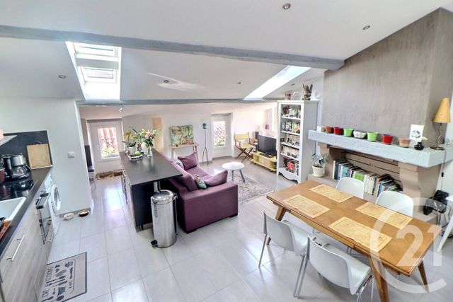 Appartement F3 à vendre - 3 pièces - 85,10 m2 - Frejus - 83 - PROVENCE-ALPES-COTE-D-AZUR