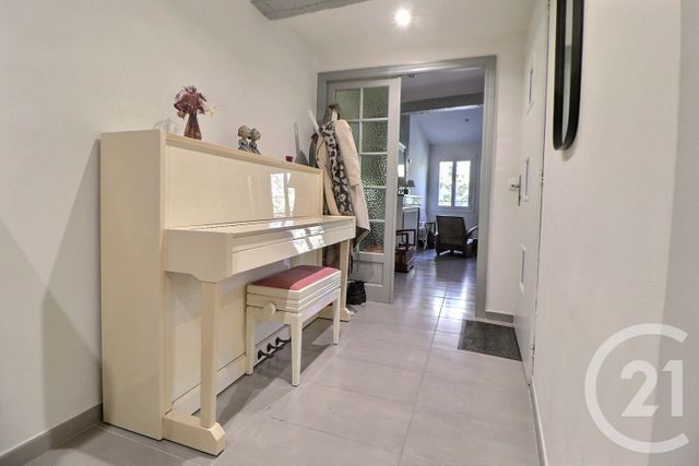 Appartement F3 à vendre - 3 pièces - 85,10 m2 - Frejus - 83 - PROVENCE-ALPES-COTE-D-AZUR