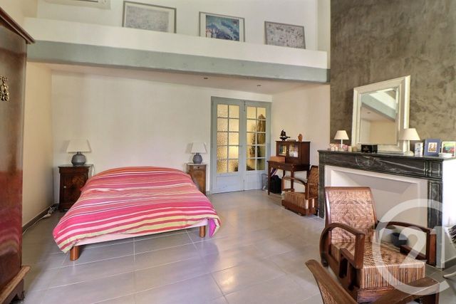 Appartement F3 à vendre - 3 pièces - 85,10 m2 - Frejus - 83 - PROVENCE-ALPES-COTE-D-AZUR