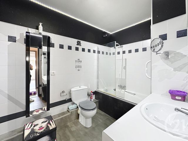 Appartement T6 &agrave; vendre - 6 pi&egrave;ces - 150 m2 - Frejus - 83 - PROVENCE-ALPES-COTE-D-AZUR