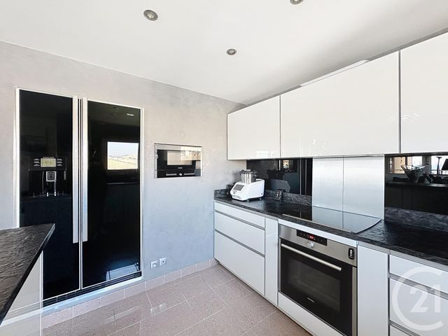 Appartement T6 &agrave; vendre - 6 pi&egrave;ces - 150 m2 - Frejus - 83 - PROVENCE-ALPES-COTE-D-AZUR