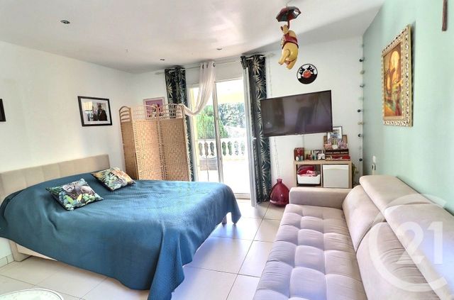 Maison à vendre - 6 pièces - 195 m2 - Frejus - 83 - PROVENCE-ALPES-COTE-D-AZUR