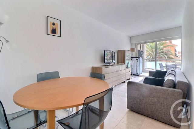 Appartement T2 &agrave; vendre - 2 pi&egrave;ces - 34,86 m2 - St Raphael - 83 - PROVENCE-ALPES-COTE-D-AZUR
