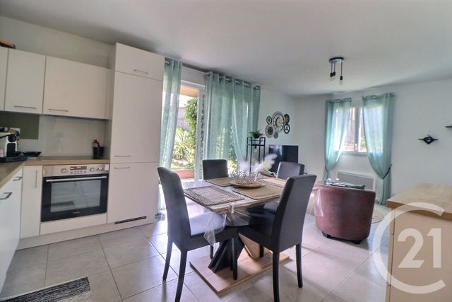 Appartement T3 &agrave; vendre - 3 pi&egrave;ces - 55,04 m2 - Frejus - 83 - PROVENCE-ALPES-COTE-D-AZUR