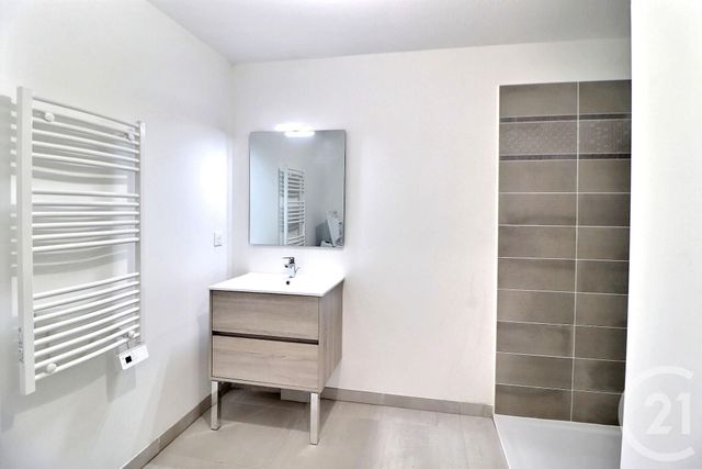 Appartement T2 à vendre - 2 pièces - 49,15 m2 - Frejus - 83 - PROVENCE-ALPES-COTE-D-AZUR