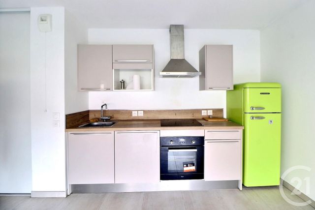 Appartement T2 à vendre - 2 pièces - 49,15 m2 - Frejus - 83 - PROVENCE-ALPES-COTE-D-AZUR