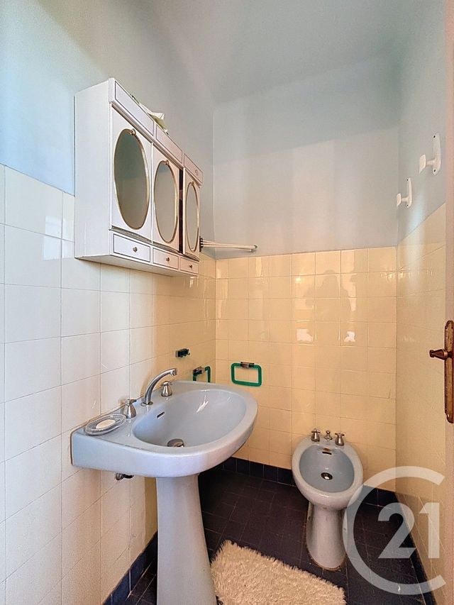 Maison &agrave; vendre - 7 pi&egrave;ces - 199,28 m2 - Roquebrune Sur Argens - 83 - PROVENCE-ALPES-COTE-D-AZUR