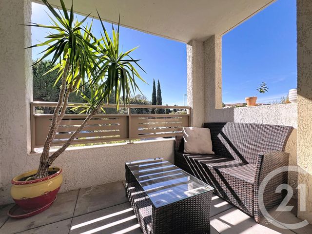 Appartement T3 à vendre - 3 pièces - 68 m2 - Frejus - 83 - PROVENCE-ALPES-COTE-D-AZUR