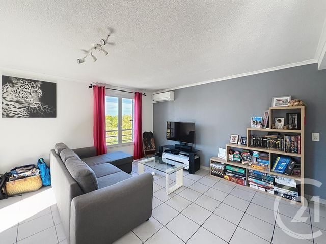 Appartement T3 à vendre - 3 pièces - 68 m2 - Frejus - 83 - PROVENCE-ALPES-COTE-D-AZUR
