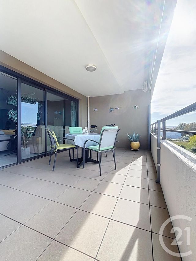 Appartement T2 à vendre - 2 pièces - 55,32 m2 - Frejus - 83 - PROVENCE-ALPES-COTE-D-AZUR