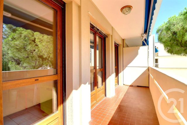 Appartement T2 à vendre - 2 pièces - 48,65 m2 - Frejus - 83 - PROVENCE-ALPES-COTE-D-AZUR
