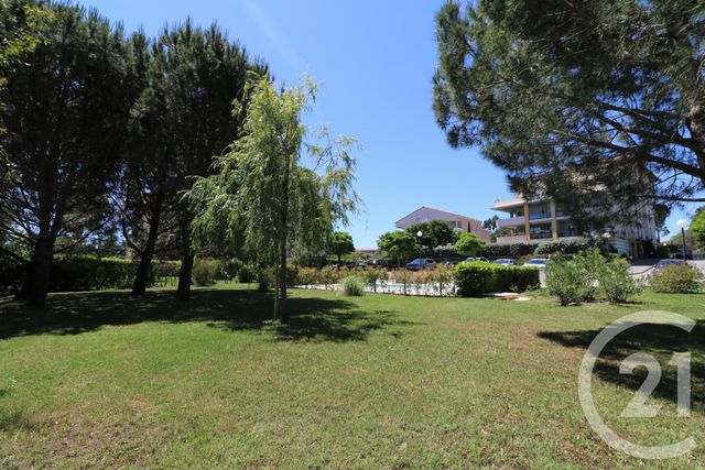 Appartement T2 à vendre - 2 pièces - 43,20 m2 - Frejus - 83 - PROVENCE-ALPES-COTE-D-AZUR