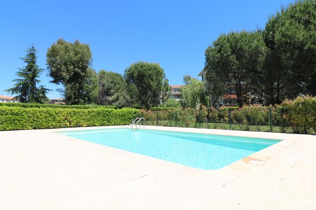 Appartement T2 à vendre - 2 pièces - 43,20 m2 - Frejus - 83 - PROVENCE-ALPES-COTE-D-AZUR