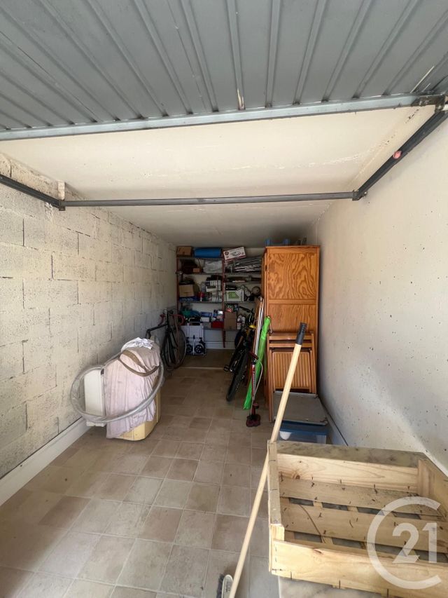 Appartement Studio à vendre - 1 pièce - 24,70 m2 - Frejus - 83 - PROVENCE-ALPES-COTE-D-AZUR