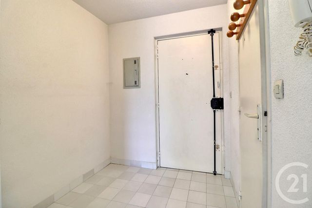 Appartement Studio à vendre - 1 pièce - 24,70 m2 - Frejus - 83 - PROVENCE-ALPES-COTE-D-AZUR