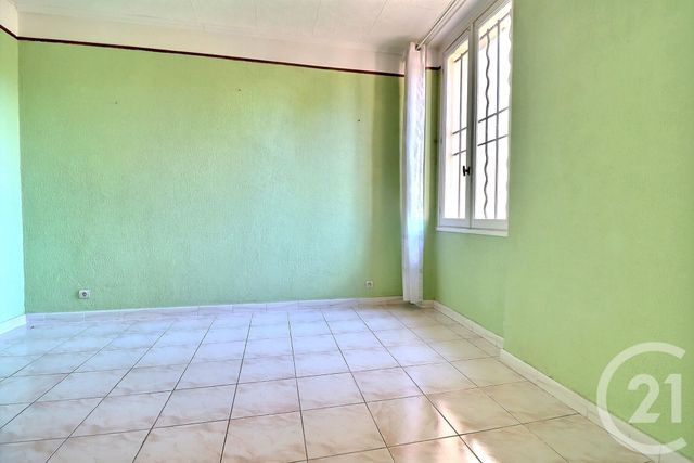 Appartement T4 à vendre - 4 pièces - 91,26 m2 - Frejus - 83 - PROVENCE-ALPES-COTE-D-AZUR