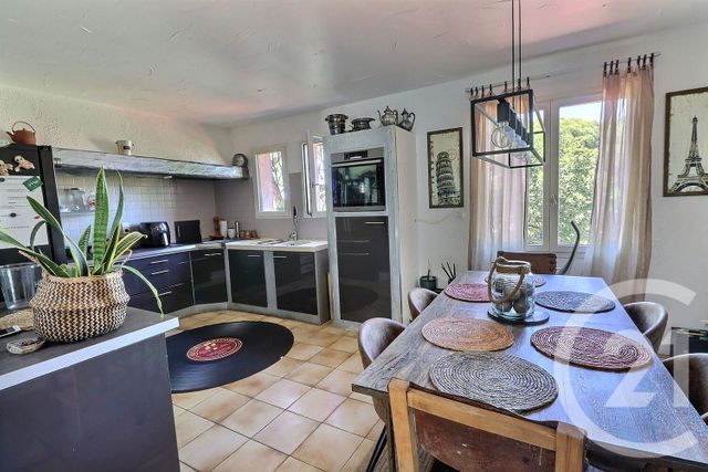 Maison à vendre - 5 pièces - 125 m2 - Frejus - 83 - PROVENCE-ALPES-COTE-D-AZUR