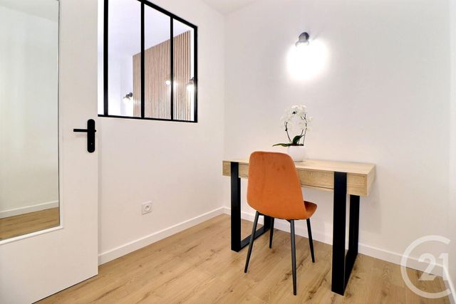 Appartement T3 à vendre - 3 pièces - 48,17 m2 - St Raphael - 83 - PROVENCE-ALPES-COTE-D-AZUR