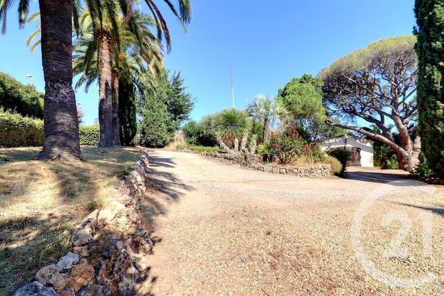 Maison &agrave; vendre - 9 pi&egrave;ces - 237 m2 - Frejus - 83 - PROVENCE-ALPES-COTE-D-AZUR