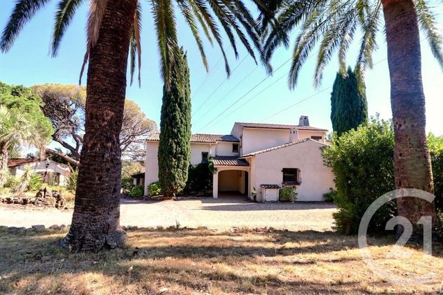 Maison &agrave; vendre - 9 pi&egrave;ces - 237 m2 - Frejus - 83 - PROVENCE-ALPES-COTE-D-AZUR