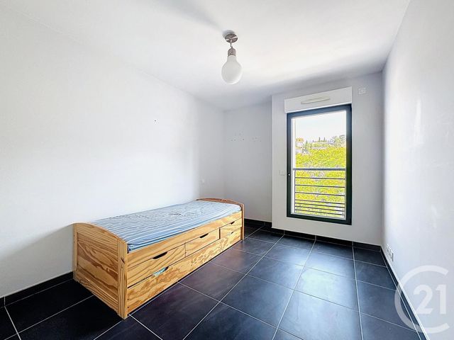 Appartement T3 à vendre - 3 pièces - 77,31 m2 - St Raphael - 83 - PROVENCE-ALPES-COTE-D-AZUR