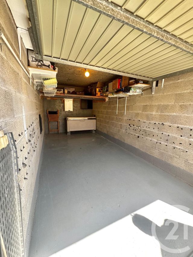 parking - ST RAPHAEL - 83