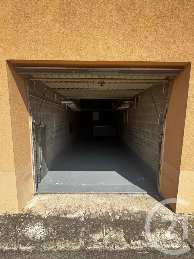 Parking à vendre - 13,46 m2 - St Raphael - 83 - PROVENCE-ALPES-COTE-D-AZUR