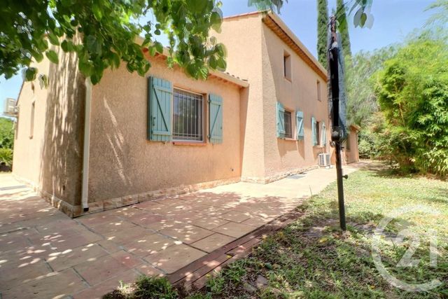 Maison à vendre - 5 pièces - 112 m2 - Frejus - 83 - PROVENCE-ALPES-COTE-D-AZUR