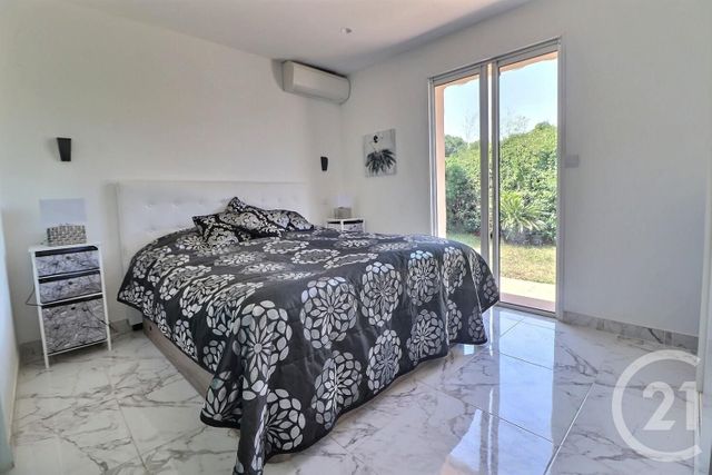 Maison à vendre - 5 pièces - 112 m2 - Frejus - 83 - PROVENCE-ALPES-COTE-D-AZUR