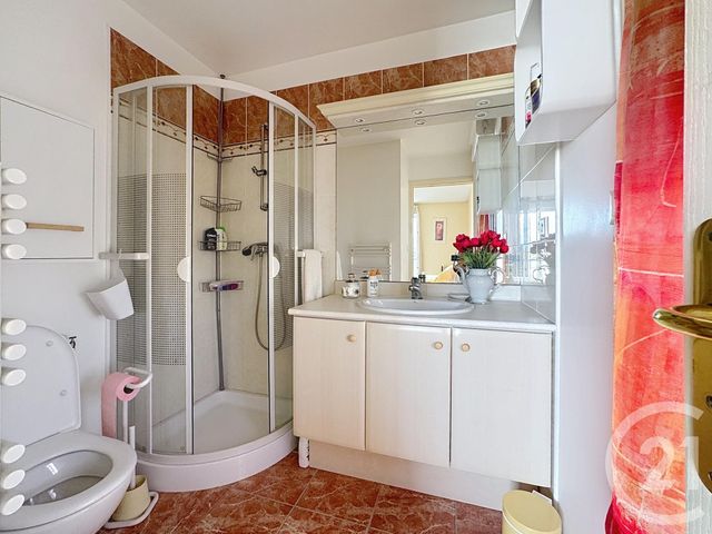 Appartement T3 à vendre - 3 pièces - 81,45 m2 - Frejus - 83 - PROVENCE-ALPES-COTE-D-AZUR