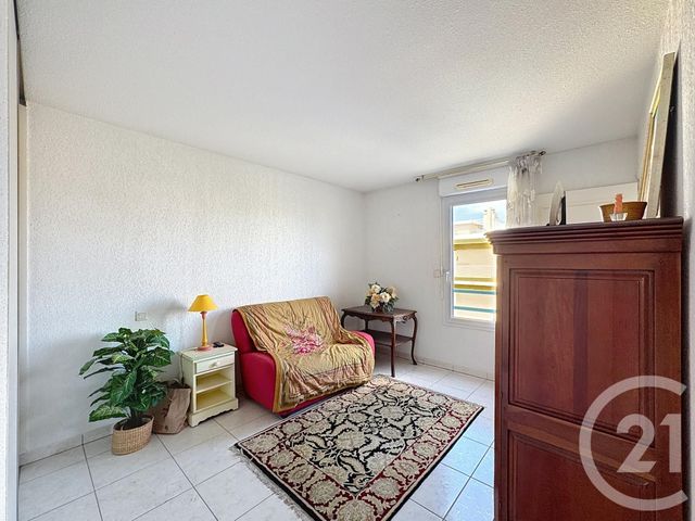 Appartement T3 à vendre - 3 pièces - 81,45 m2 - Frejus - 83 - PROVENCE-ALPES-COTE-D-AZUR