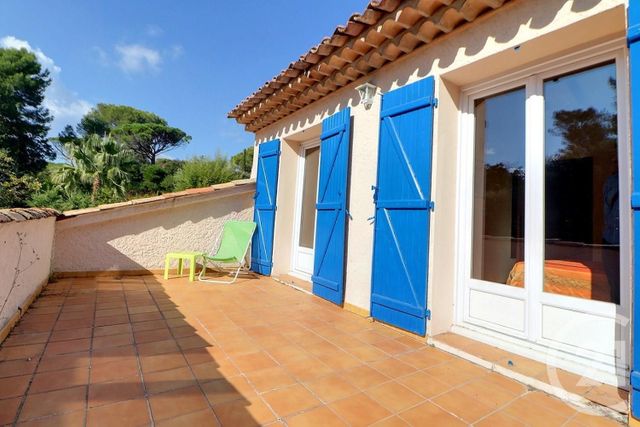 Maison à vendre - 6 pièces - 156,10 m2 - St Raphael - 83 - PROVENCE-ALPES-COTE-D-AZUR