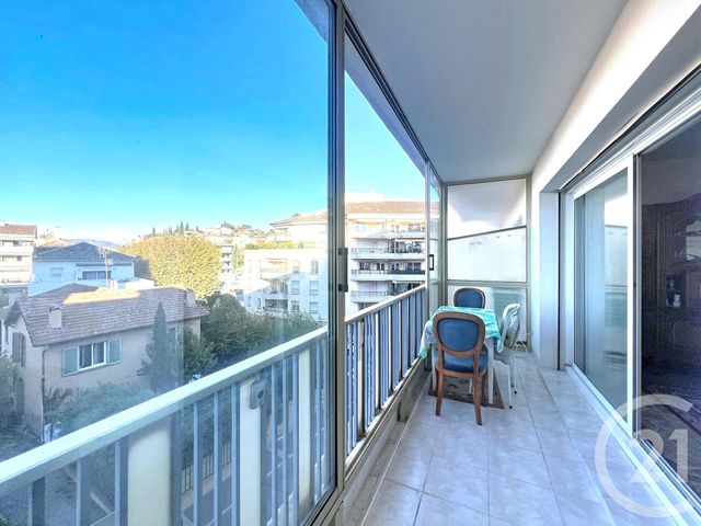 Appartement T3 à vendre - 3 pièces - 64,91 m2 - St Raphael - 83 - PROVENCE-ALPES-COTE-D-AZUR