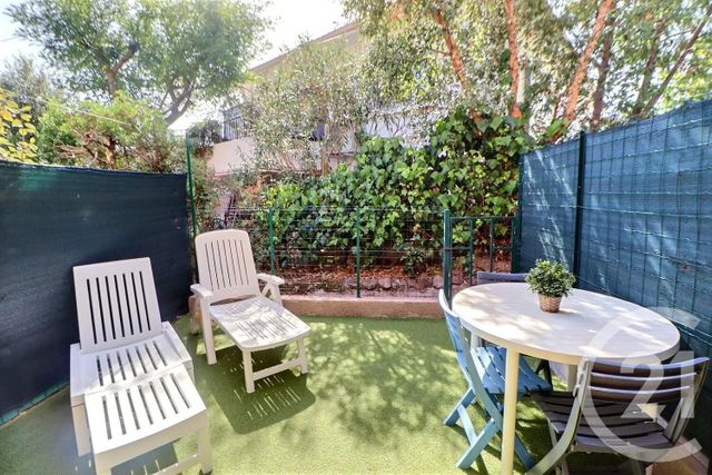 Appartement Studio &agrave; vendre - 1 pi&egrave;ce - 19,59 m2 - Frejus - 83 - PROVENCE-ALPES-COTE-D-AZUR