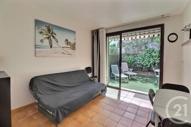 Appartement Studio &agrave; vendre - 1 pi&egrave;ce - 19,59 m2 - Frejus - 83 - PROVENCE-ALPES-COTE-D-AZUR