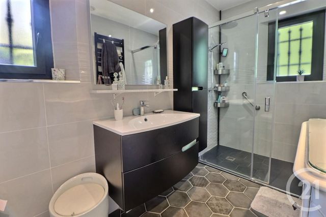 Maison à vendre - 5 pièces - 167 m2 - Les Arcs - 83 - PROVENCE-ALPES-COTE-D-AZUR