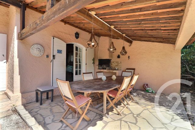 Maison à vendre - 7 pièces - 150 m2 - Frejus - 83 - PROVENCE-ALPES-COTE-D-AZUR