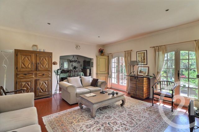 Maison à vendre - 7 pièces - 150 m2 - Frejus - 83 - PROVENCE-ALPES-COTE-D-AZUR