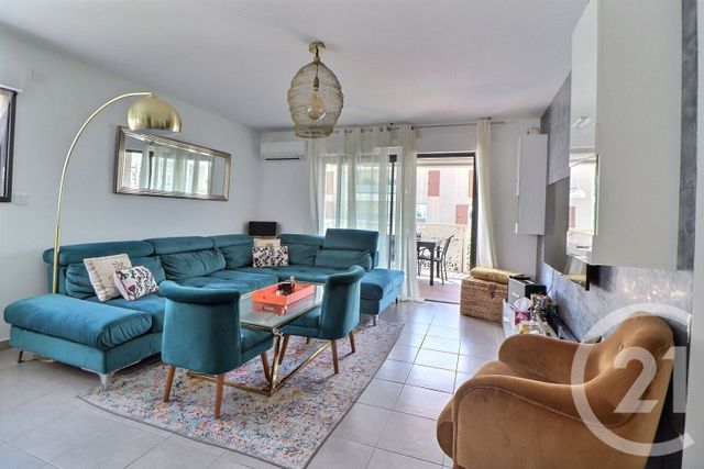 Appartement F3 à vendre - 3 pièces - 68,40 m2 - Frejus - 83 - PROVENCE-ALPES-COTE-D-AZUR