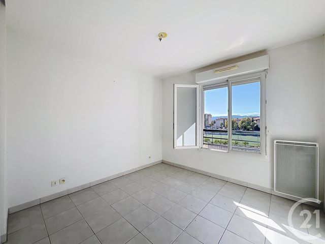Appartement F3 &agrave; vendre - 3 pi&egrave;ces - 76,40 m2 - Frejus - 83 - PROVENCE-ALPES-COTE-D-AZUR