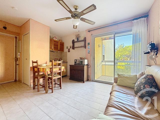 Appartement Studio cabine &agrave; vendre - 2 pi&egrave;ces - 22,01 m2 - Frejus - 83 - PROVENCE-ALPES-COTE-D-AZUR