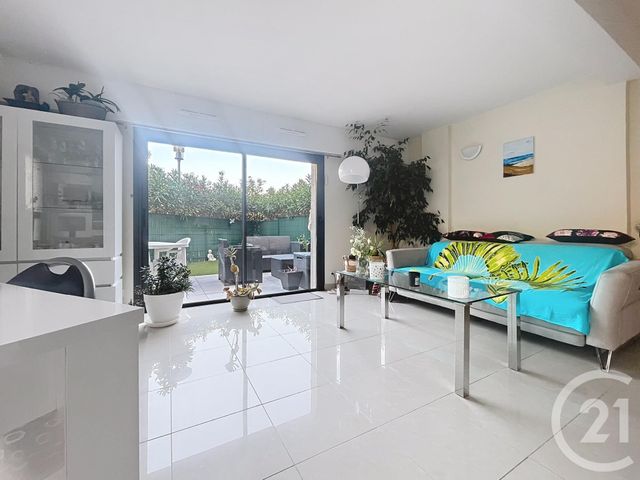 Prix immobilier ST RAPHAEL - Photo d’un appartement vendu