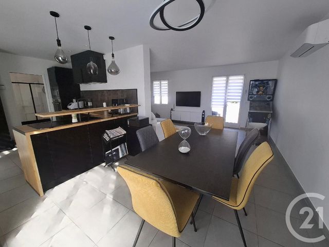 Maison à vendre - 4 pièces - 107 m2 - Roquebrune Sur Argens - 83 - PROVENCE-ALPES-COTE-D-AZUR