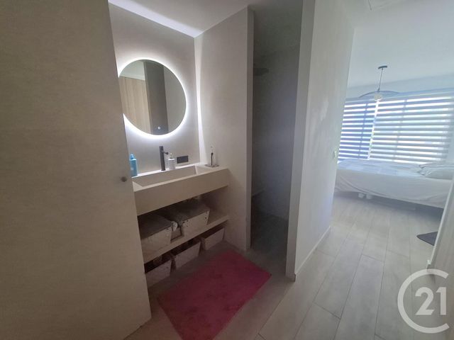 Maison à vendre - 4 pièces - 107 m2 - Roquebrune Sur Argens - 83 - PROVENCE-ALPES-COTE-D-AZUR