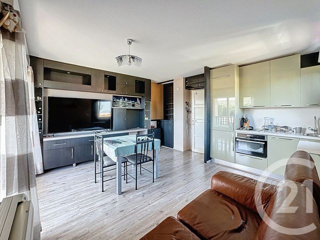 Appartement T2 à vendre - 2 pièces - 37,11 m2 - Frejus - 83 - PROVENCE-ALPES-COTE-D-AZUR